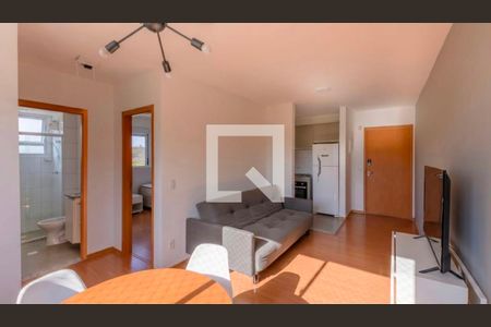 Sala/cozinha de apartamento para alugar com 2 quartos, 48m² em Cabral, Contagem