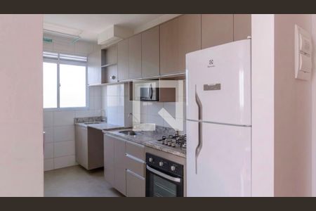 Sala/cozinha de apartamento para alugar com 2 quartos, 48m² em Cabral, Contagem