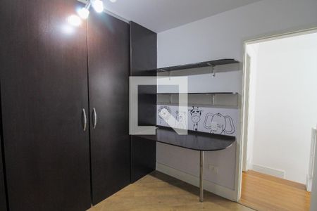 Suíte  de casa de condomínio à venda com 2 quartos, 86m² em Parque Ipe, São Paulo
