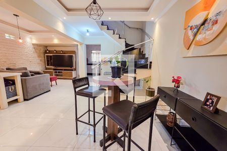 Sala de casa para alugar com 3 quartos, 125m² em Jardim Santo Antônio, Santo André