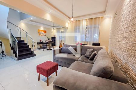 Sala de casa para alugar com 3 quartos, 125m² em Jardim Santo Antônio, Santo André