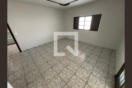 Sala de casa para alugar com 3 quartos, 300m² em Santa Mônica, Uberlândia