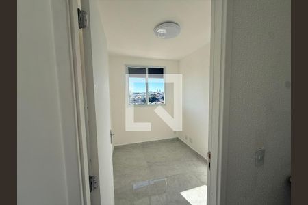 Quarto de apartamento à venda com 2 quartos, 39m² em Jardim Maringa, São Paulo