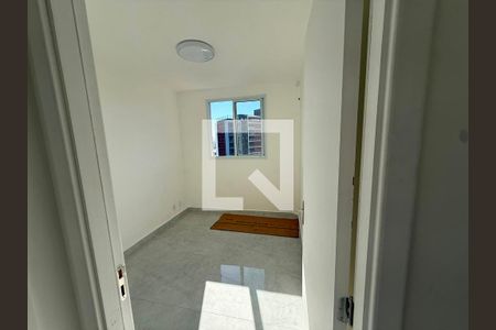 Quarto de apartamento à venda com 2 quartos, 39m² em Jardim Maringa, São Paulo