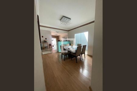 Casa à venda com 3 quartos, 360m² em Jardim Melina I, Campinas