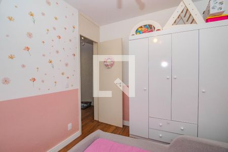 Quarto de apartamento à venda com 3 quartos, 67m² em Humaitá, Porto Alegre