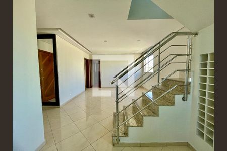 Apartamento para alugar com 4 quartos, 200m² em Palmares, Belo Horizonte