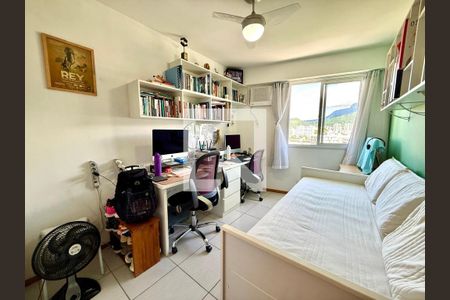 Quarto de apartamento para alugar com 3 quartos, 79m² em Imperial de São Cristóvão, Rio de Janeiro
