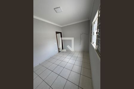 Quarto de casa para alugar com 2 quartos, 210m² em Jardim Santana, Hortolândia