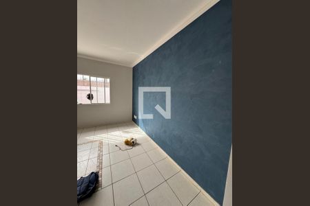 Sala de casa para alugar com 2 quartos, 210m² em Jardim Santana, Hortolândia