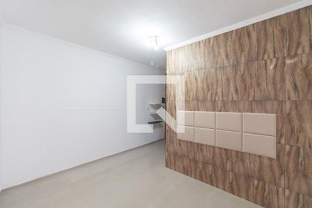 Suíte de casa para alugar com 4 quartos, 100m² em Jardim Camargo Novo, São Paulo