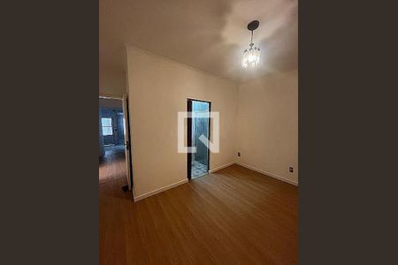 Casa à venda com 5 quartos, 350m² em Vila Formosa, São Paulo