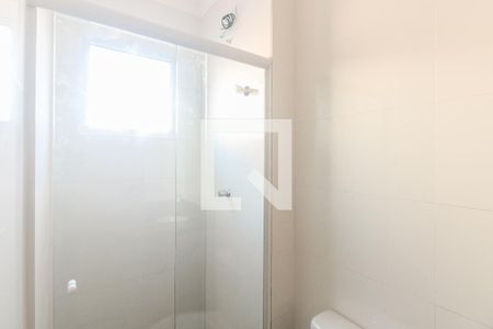 Banheiro  de kitnet/studio para alugar com 1 quarto, 27m² em Vila Antonina, São Paulo