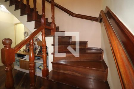 Escada  de casa à venda com 3 quartos, 252m² em Parque Marajoara, Santo André