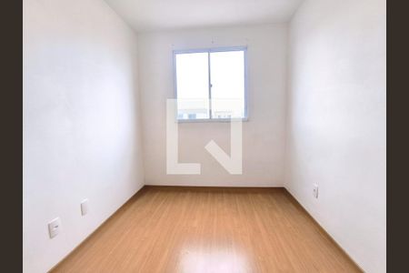 Quarto 2 de apartamento para alugar com 2 quartos, 43m² em Sertão do Maruim, São José