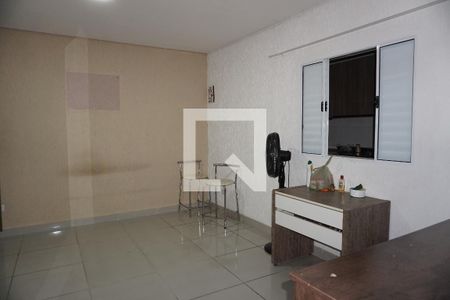 Suíte de casa para alugar com 2 quartos, 80m² em Jardim São Bento, Embu das Artes