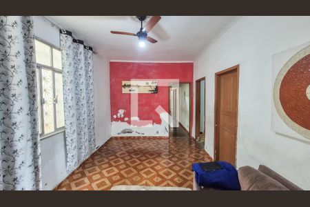 Sala de casa à venda com 3 quartos, 200m² em Irajá, Rio de Janeiro