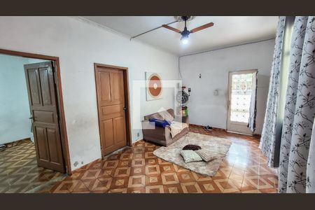 Sala de casa à venda com 3 quartos, 200m² em Irajá, Rio de Janeiro