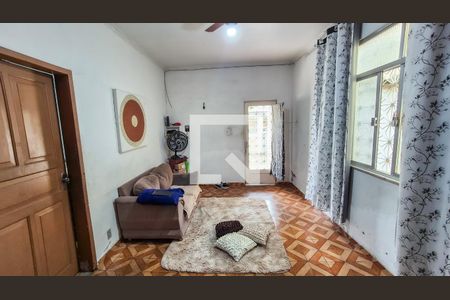 Sala de casa à venda com 3 quartos, 200m² em Irajá, Rio de Janeiro