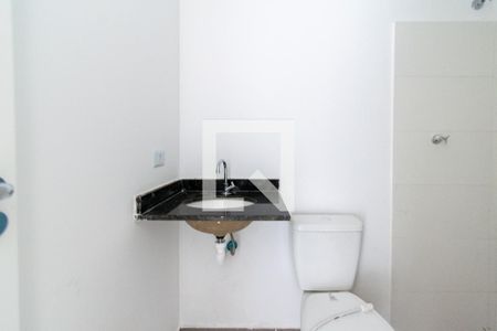 Banheiro de apartamento à venda com 1 quarto, 37m² em Vila do Encontro, São Paulo