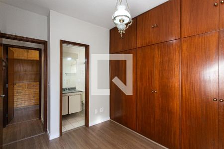 Suíte de apartamento para alugar com 3 quartos, 86m² em Vila Azevedo, São Paulo