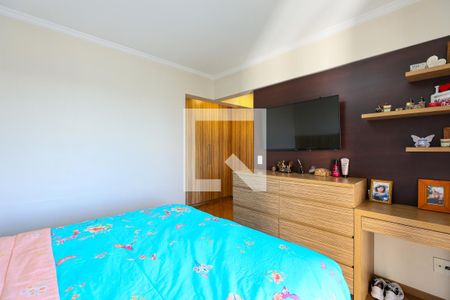 Suíte de apartamento à venda com 4 quartos, 119m² em Chácara Agrindus, Taboão da Serra
