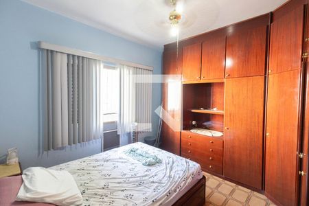 Quarto 2 de casa à venda com 3 quartos, 198m² em Vila Sabrina, São Paulo