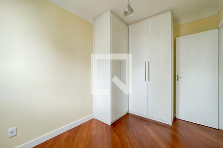 Quarto 2 de apartamento para alugar com 2 quartos, 53m² em Jardim Roberto, Osasco