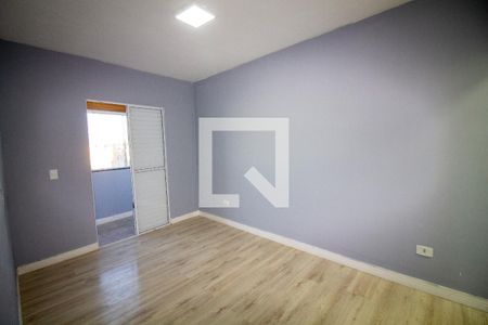 Quarto 1 de casa para alugar com 2 quartos, 70m² em Vila das Belezas, São Paulo