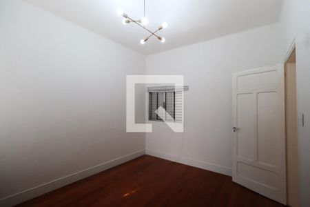 Quarto 1 de casa para alugar com 2 quartos, 180m² em Penha de França, São Paulo