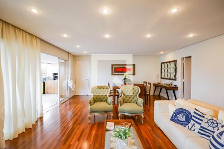 Sala de Estar de apartamento para alugar com 3 quartos, 205m² em Vila Sofia, São Paulo