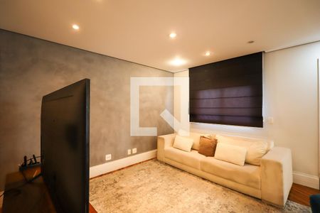 Sala de Tv de apartamento para alugar com 3 quartos, 205m² em Vila Sofia, São Paulo