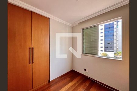 Apartamento à venda com 4 quartos, 125m² em Floresta, Belo Horizonte