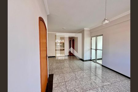Apartamento à venda com 4 quartos, 125m² em Floresta, Belo Horizonte