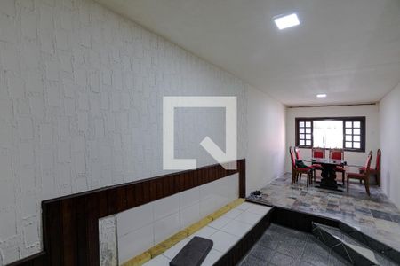 Sala de casa para alugar com 3 quartos, 200m² em Conjunto Residencial do Bosque, Mogi das Cruzes
