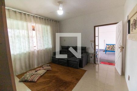 Sala de casa à venda com 2 quartos, 450m² em Engenho do Mato, Niterói