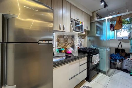 Cozinha de apartamento para alugar com 2 quartos, 52m² em Vila Moraes, São Paulo
