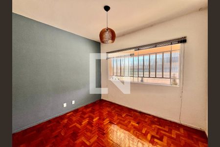 Casa para alugar com 3 quartos, 300m² em Sagrada Família, Belo Horizonte