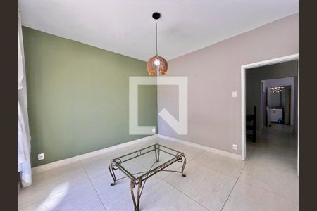 Casa para alugar com 3 quartos, 300m² em Sagrada Família, Belo Horizonte