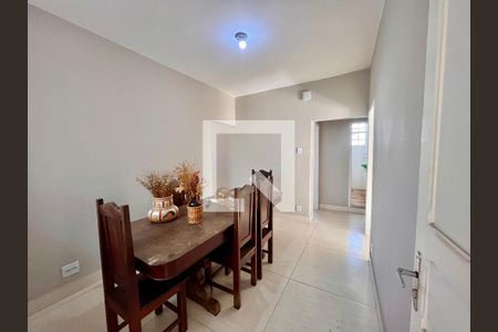 Casa para alugar com 3 quartos, 300m² em Sagrada Família, Belo Horizonte