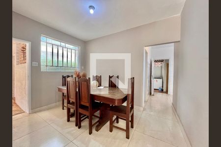 Casa para alugar com 3 quartos, 300m² em Sagrada Família, Belo Horizonte