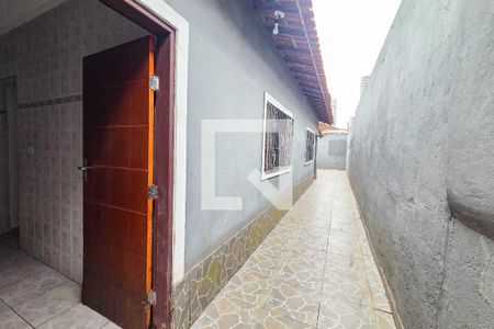 Quintal de casa para alugar com 2 quartos, 86m² em Canto do Forte, Praia Grande