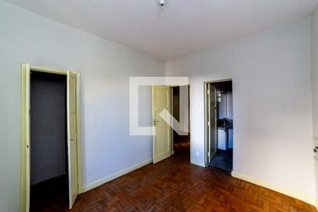 Suíte de casa para alugar com 4 quartos, 360m² em Santo Antônio, Belo Horizonte