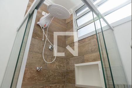 Banheiro de apartamento para alugar com 1 quarto, 28m² em Bela Vista, São Paulo
