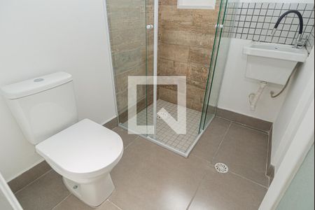 Banheiro de apartamento para alugar com 1 quarto, 28m² em Bela Vista, São Paulo