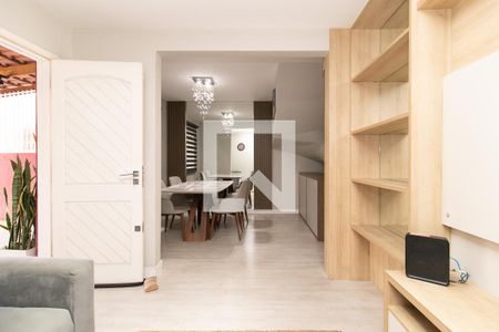 Sala de casa à venda com 3 quartos, 82m² em Boqueirão, Curitiba