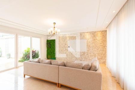 Casa para alugar com 3 quartos, 300m² em Fátima, Canoas