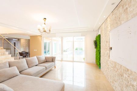 Casa para alugar com 3 quartos, 300m² em Fátima, Canoas