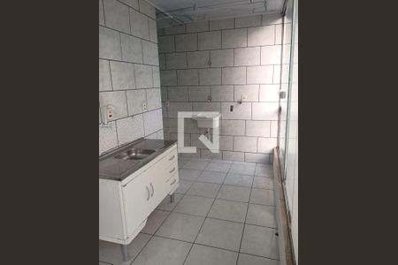 Cozinha de casa para alugar com 2 quartos, 55m² em Conceição, Osasco