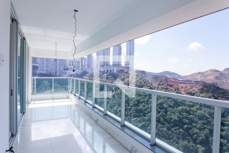 Varanda da Sala de apartamento à venda com 4 quartos, 242m² em Vale do Sereno, Nova Lima